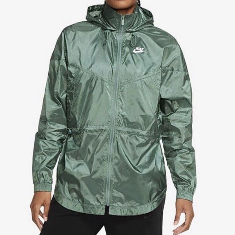 NIKE • Women’s Medium Green Rain Jacket Coat with Hoodie